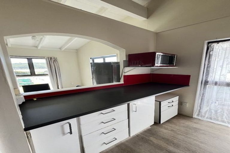 Photo of property in 1 Brora Crescent, Papakowhai, Porirua, 5024