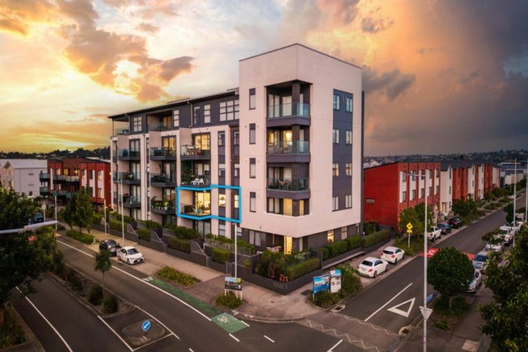 Photo of property in 103/2 Onekiritea Road, Hobsonville, Auckland, 0616