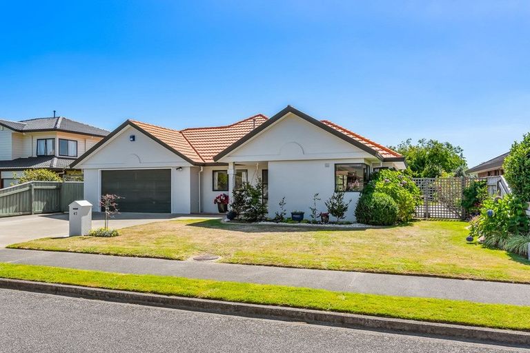 Photo of property in 67 Cedar Drive, Paraparaumu Beach, Paraparaumu, 5032