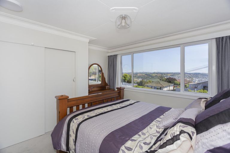 Photo of property in 12 Selwyn Street, South Hill, Oamaru, 9400