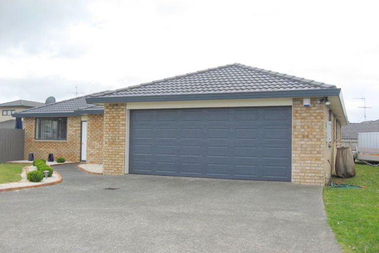 Photo of property in 40 Morewa Place, Takanini, 2112