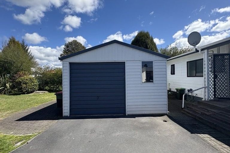 Photo of property in 296 Malfroy Road, Pomare, Rotorua, 3015