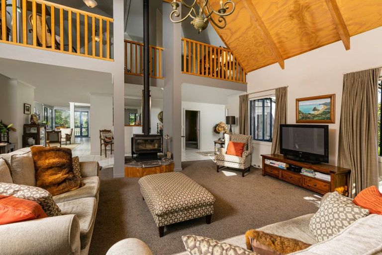 Photo of property in 487 Kanohi Road, Kaukapakapa, 0873