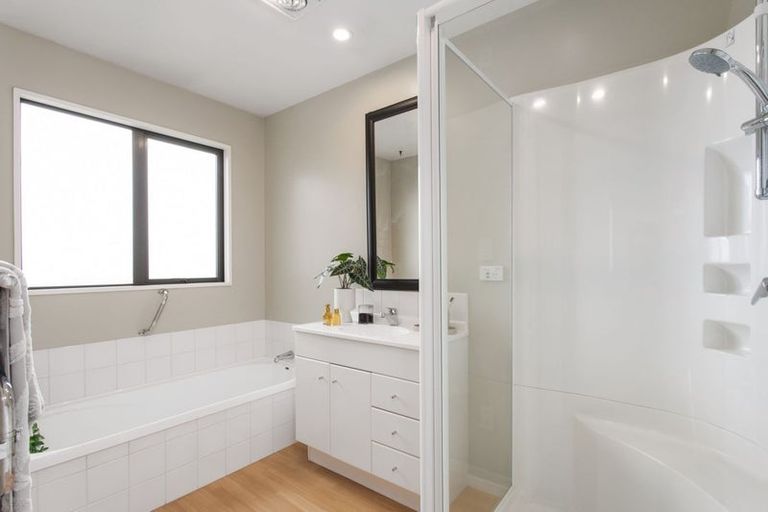 Photo of property in 4 Cayman Close, Shirley, Christchurch, 8052