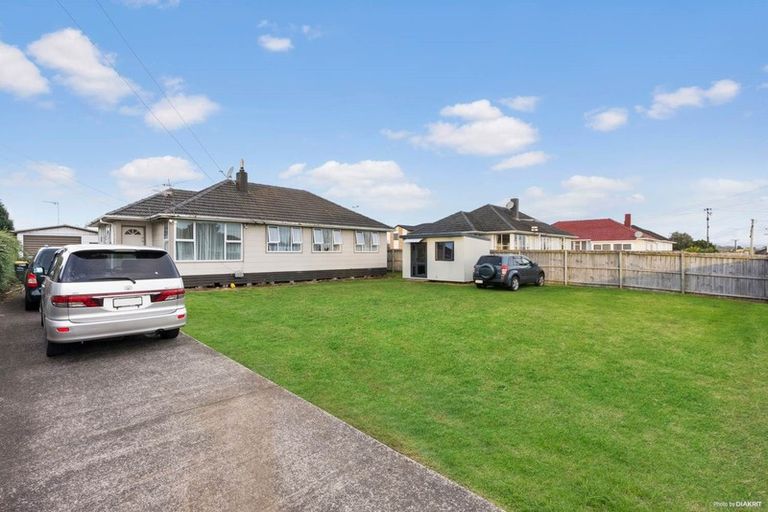 Photo of property in 42 Arimu Road, Papakura, 2110
