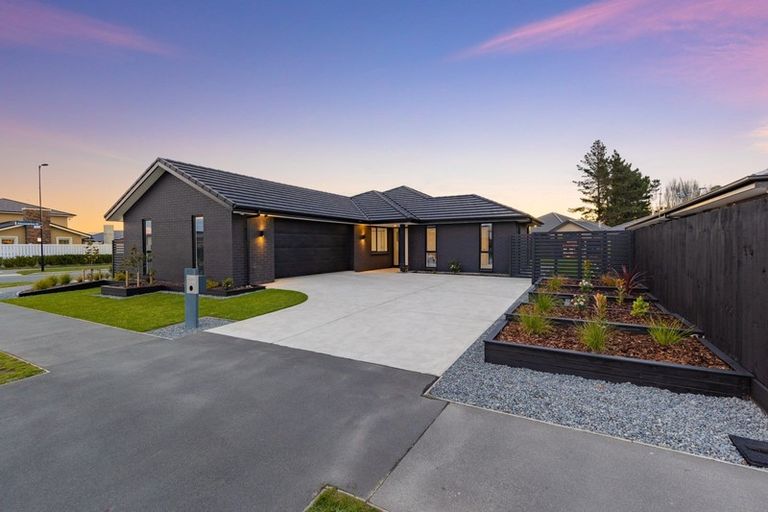 Photo of property in 70 Georgina Street, Marshland, Christchurch, 8083