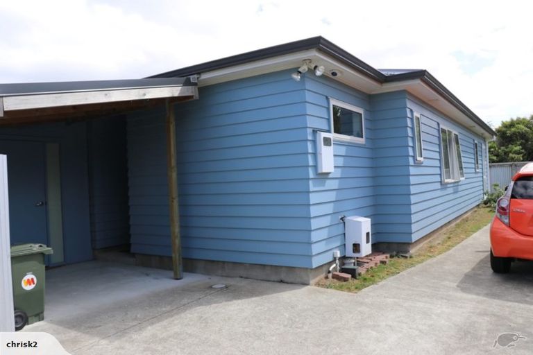 Photo of property in 101a Randwick Crescent, Moera, Lower Hutt, 5010