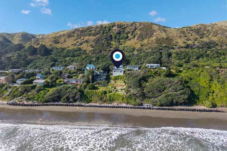 Photo of property in 86 Ames Street, Paekakariki, 5034
