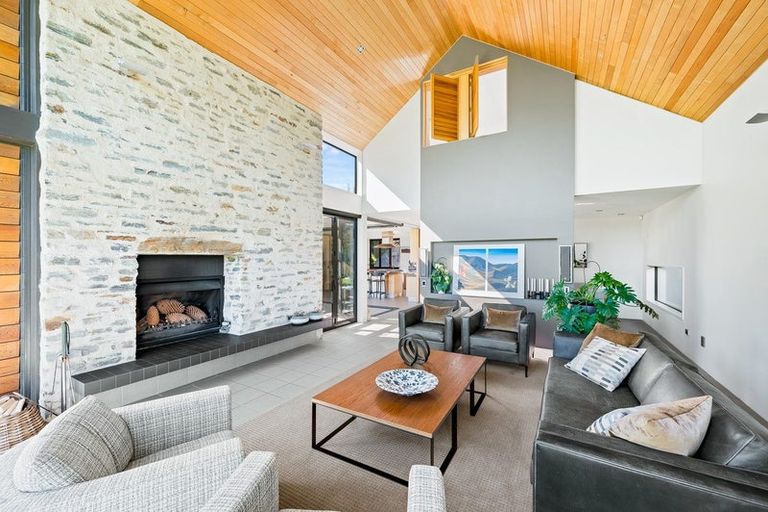 Photo of property in 837f Lake Hawea-albert Town Road, Albert Town, Wanaka, 9382