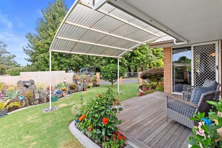 Photo of property in 16 Macmillan Street, Katikati, 3129