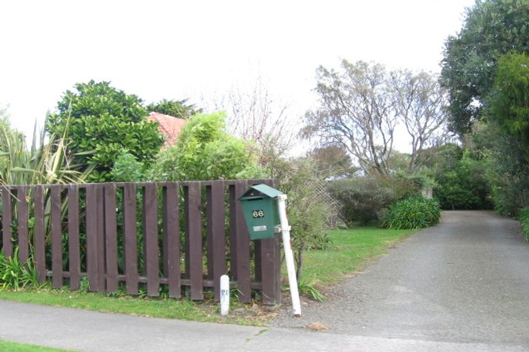 Photo of property in 66 Summerhill Drive, Fitzherbert, Palmerston North, 4410