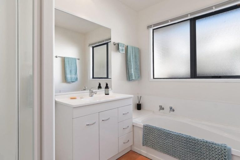 Photo of property in 10a Rutherford Street, Otumoetai, Tauranga, 3110