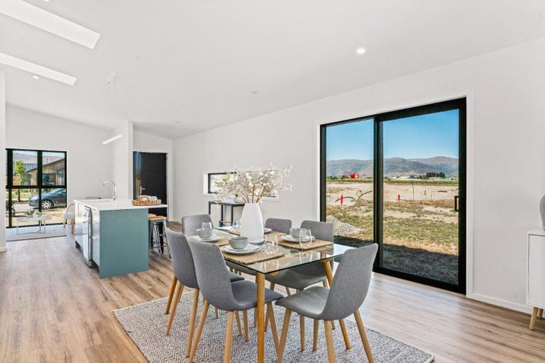 Photo of property in 21 Vintage Street, Cromwell, 9310