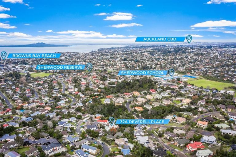 Photo of property in 32a Deverell Place, Northcross, Auckland, 0632