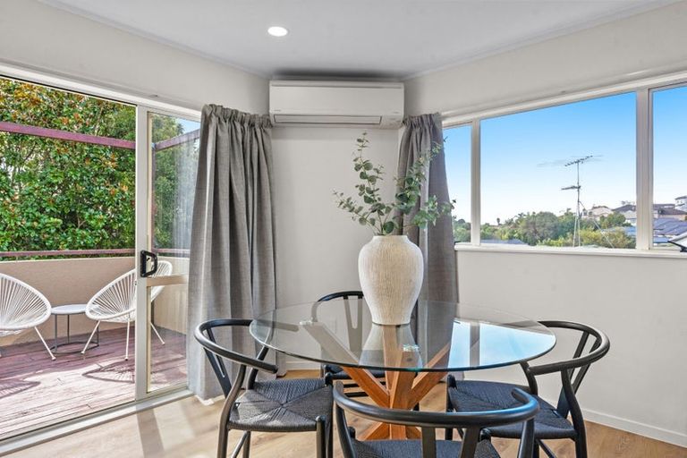 Photo of property in 18a Jacanas Place, Unsworth Heights, Auckland, 0632