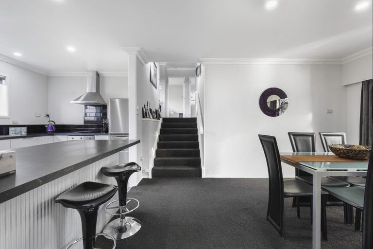 Photo of property in 19 Glendale Drive, Dinsdale, Hamilton, 3204