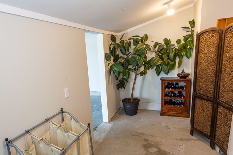 Photo of property in 38 Liverpool Street, Takaro, Palmerston North, 4412