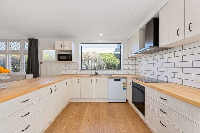 Photo of property in 24 Eltham Road, Blenheim, 7201