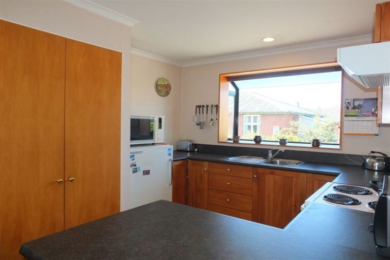 Photo of property in 2/152 North Street, West End, Timaru, 7910