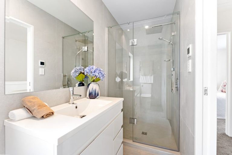 Photo of property in 133e Manuroa Road, Takanini, 2112