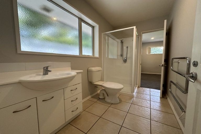 Photo of property in 7a Westburn Terrace, Burnside, Christchurch, 8041