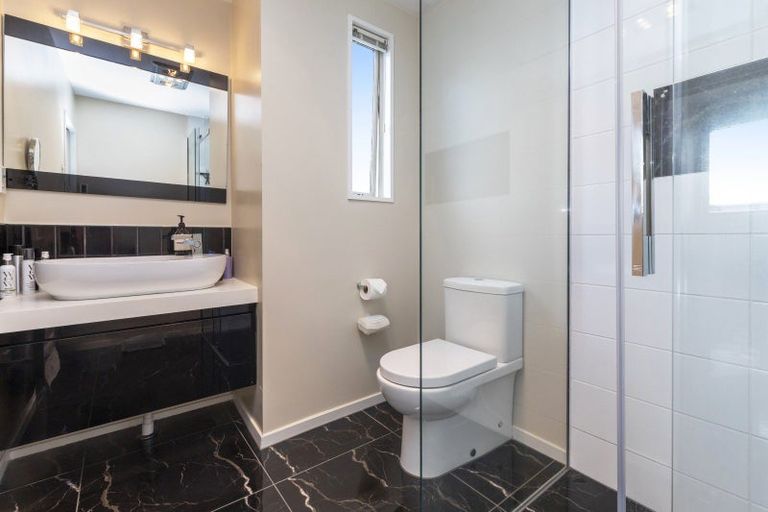 Photo of property in 28 Mayfair Street, Riccarton, Christchurch, 8011