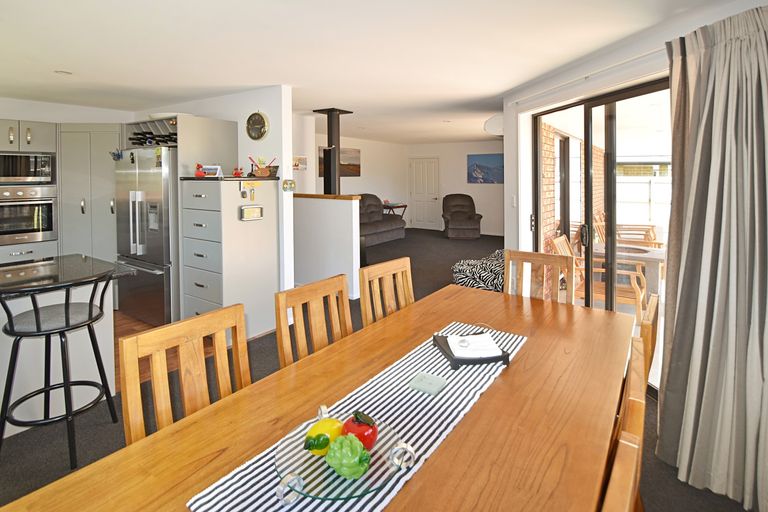 Photo of property in 16a Greenfield Place, Twizel, 7901