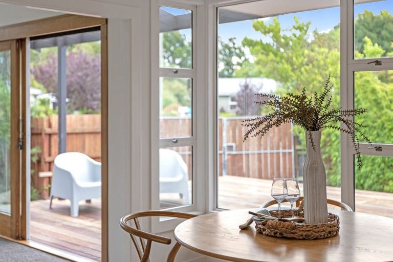 Photo of property in 40 Torquay Place, Bryndwr, Christchurch, 8053