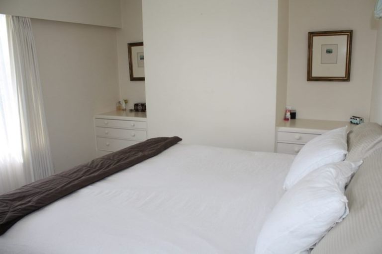 Photo of property in 1/31 Hauraki Road, Hauraki, Auckland, 0622