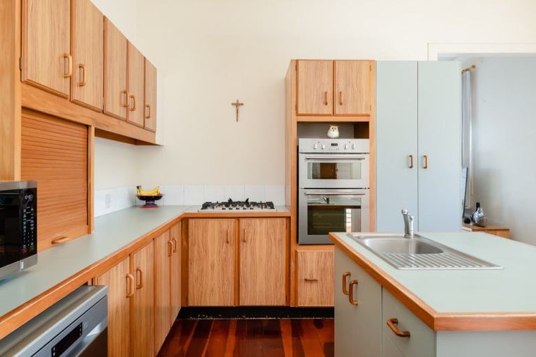 Photo of property in 39 Te Aroha Street, Hamilton East, Hamilton, 3216