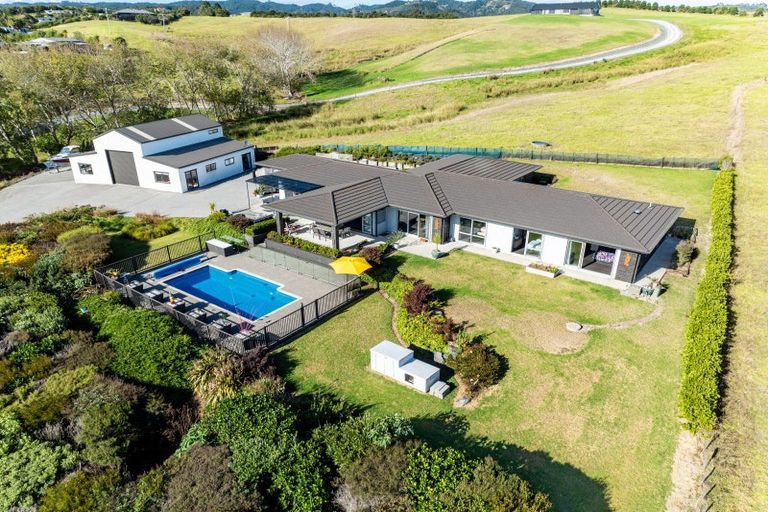 Photo of property in 22 Cullen Road, Waipu, 0582