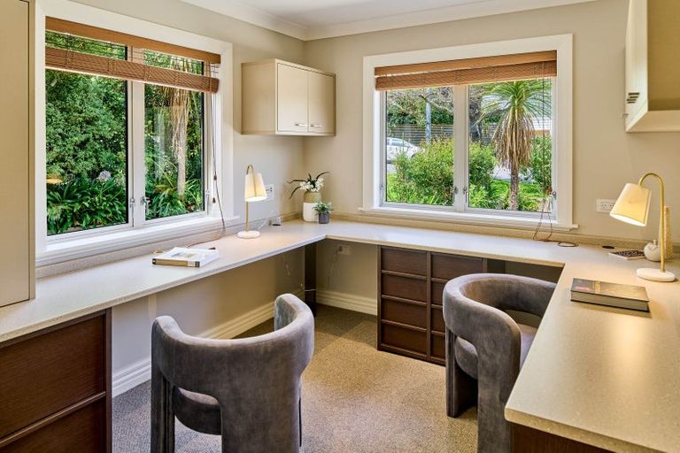 Photo of property in 5 Cheviot Road, Lowry Bay, Lower Hutt, 5013