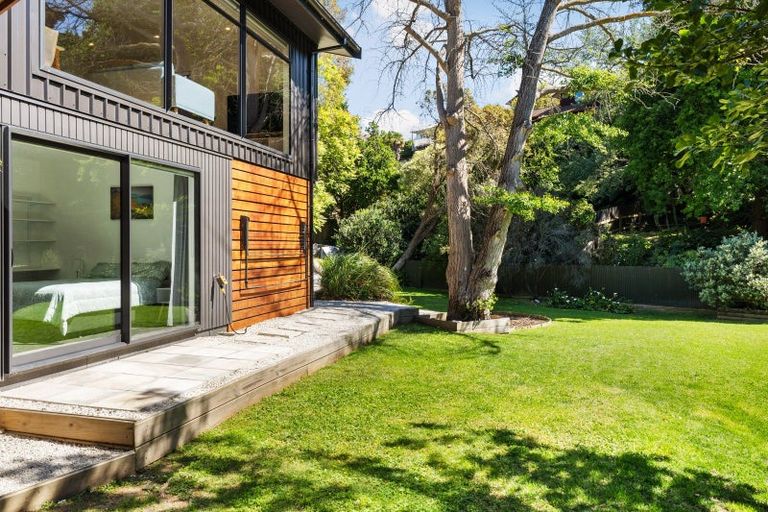 Photo of property in 7b Burlington Road, Hospital Hill, Napier, 4110