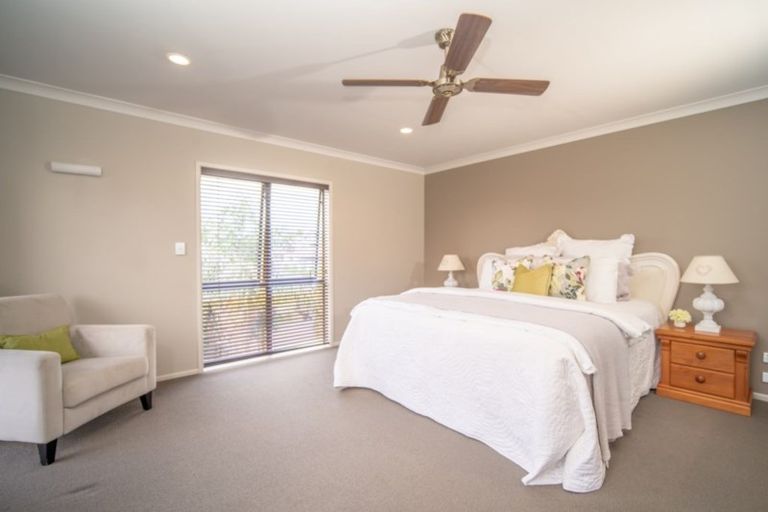 Photo of property in 18 Phoenicia Court, The Gardens, Auckland, 2105
