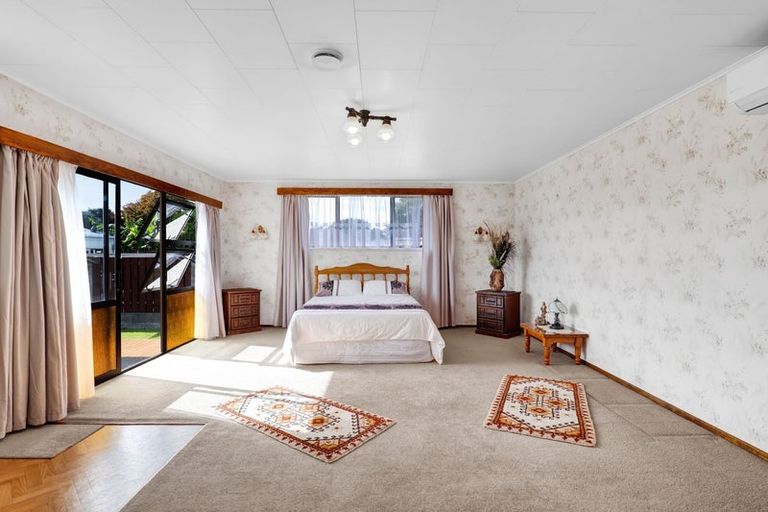 Photo of property in 82 Blake Street, Waitara, 4320