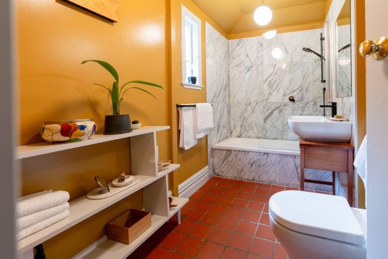 Photo of property in 230 Tinakori Road, Thorndon, Wellington, 6011