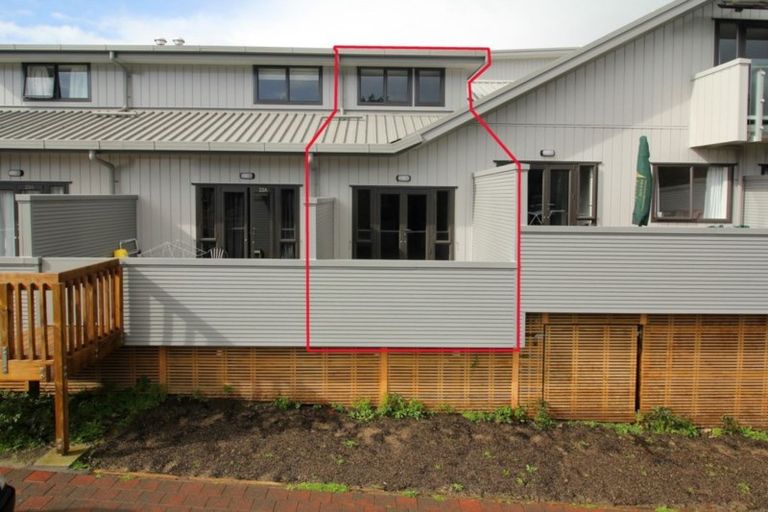 Photo of property in 20a/30 Westward Ho, Glen Eden, Auckland, 0602