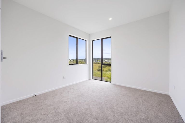 Photo of property in 18 Zadar Street, Kumeu, 0810