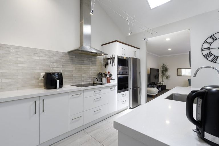 Photo of property in 37 Saint Andrews Drive, Bethlehem, Tauranga, 3110