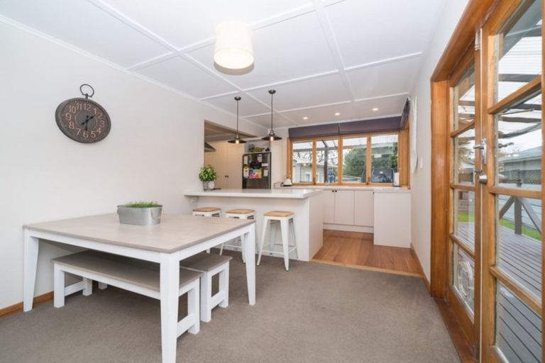 Photo of property in 30 Guy Avenue, Takaro, Palmerston North, 4410