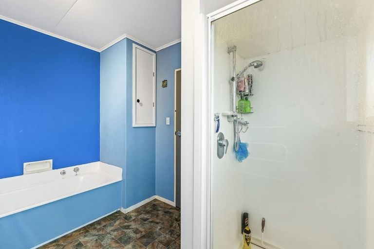 Photo of property in 31 Te Kupe Road, Paraparaumu Beach, Paraparaumu, 5032