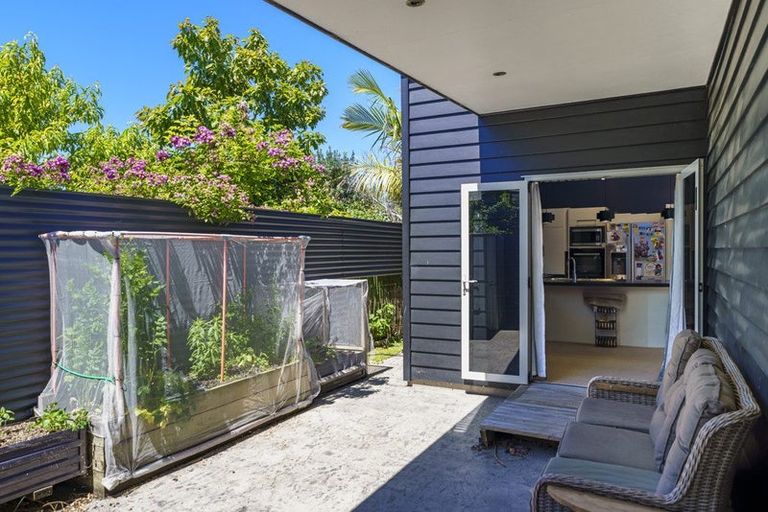 Photo of property in 7a Chester Place, Taradale, Napier, 4112