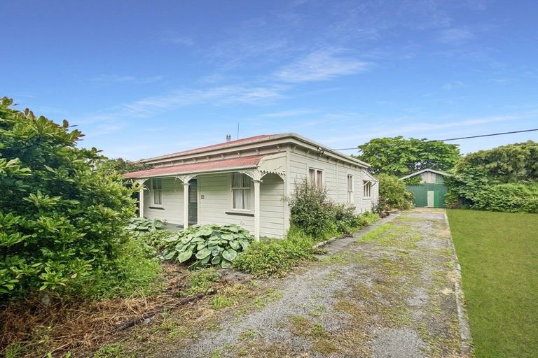 Photo of property in 6 George Street, Ohingaiti, Hunterville, 4785