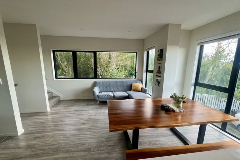 Photo of property in 15 Impatiens Lane, Massey, Auckland, 0614