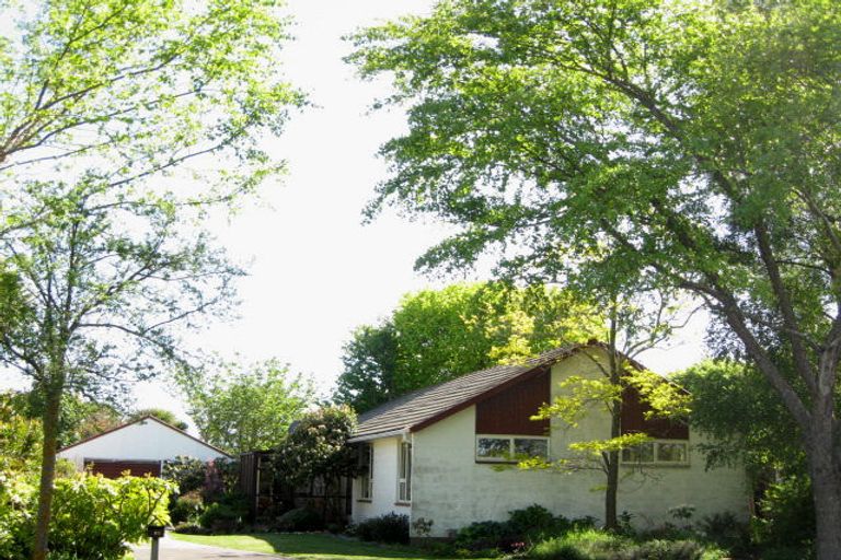 Photo of property in 93 Lowry Avenue, Redwood, Christchurch, 8051