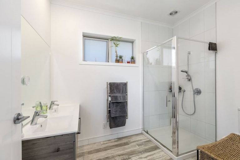 Photo of property in 10 Lancewood Lane, Kaukapakapa, Helensville, 0875