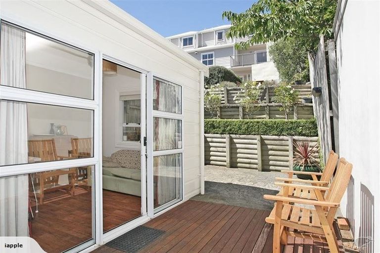 Photo of property in 79 Wallace Street, Mount Cook, Wellington, 6021