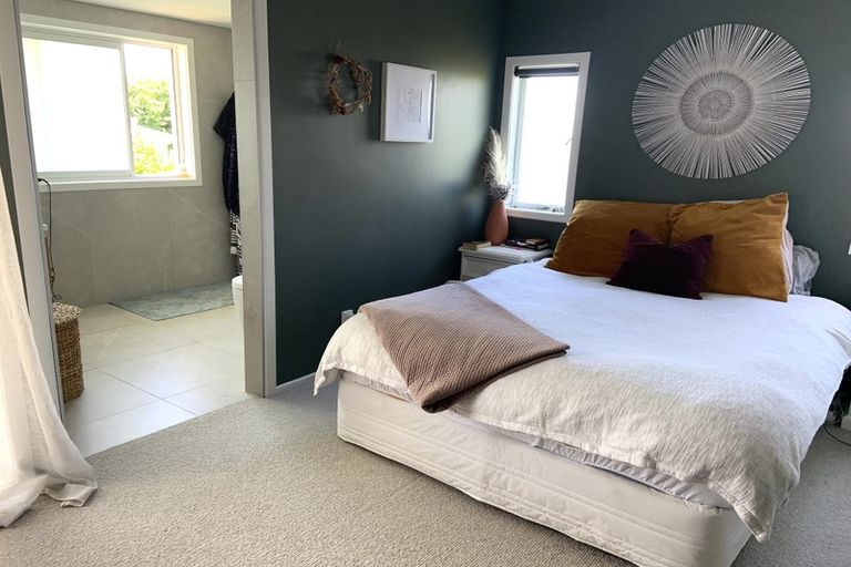 Photo of property in 86 Wharf Road, Te Atatu Peninsula, Auckland, 0610