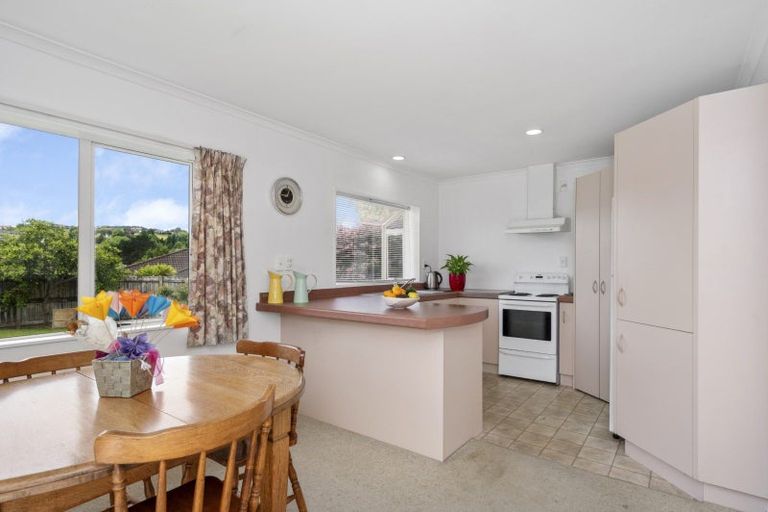 Photo of property in 18 Mamaku Rise, Welcome Bay, Tauranga, 3112