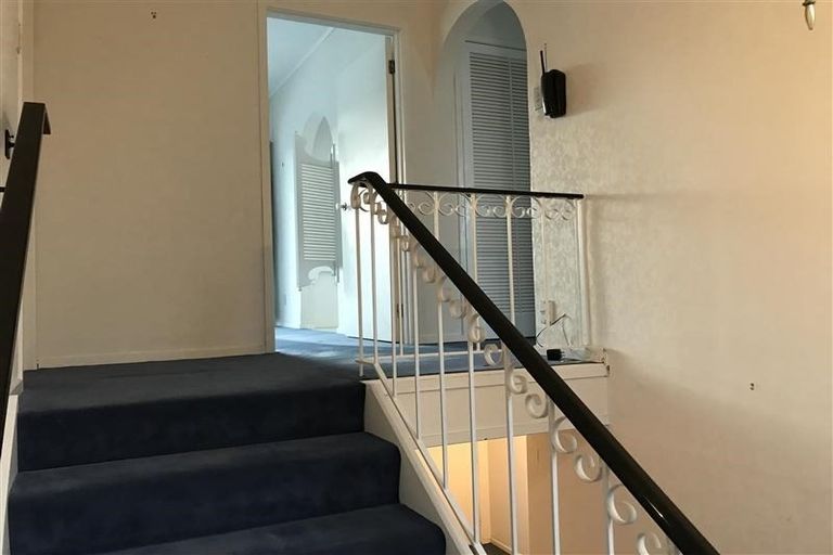 Photo of property in 1/22 Prestige Place, Castor Bay, Auckland, 0620